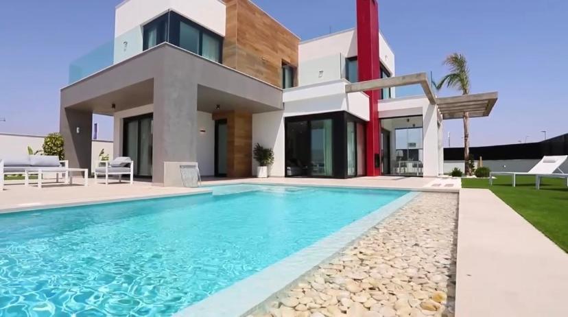 La Paradise Villa